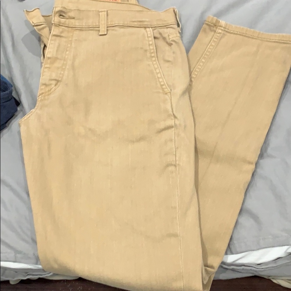 Levi’s khaki jeans